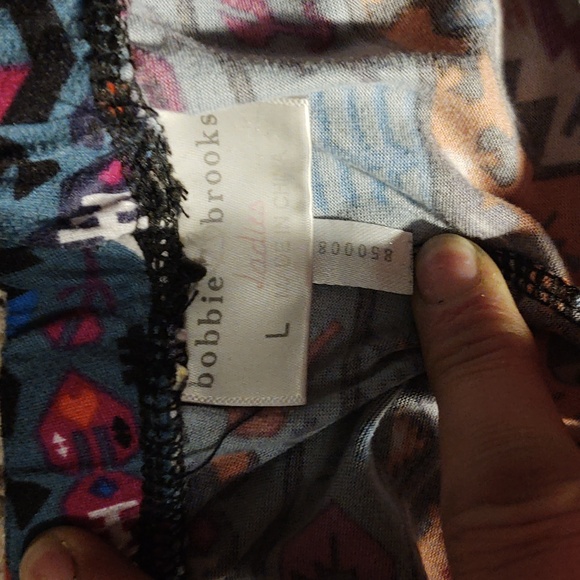 Various leggings in different sizes. - Picture 10 of 14